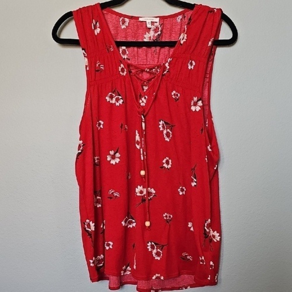 Maurices XXL Red Bold Floral Sleeveless Lightweight Strappy Chest Blouse Top - Picture 2 of 9